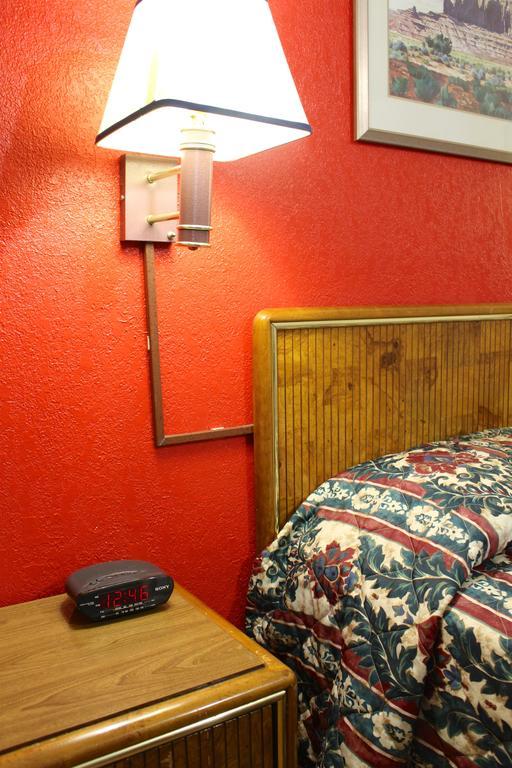 Starlite Motel Mesa